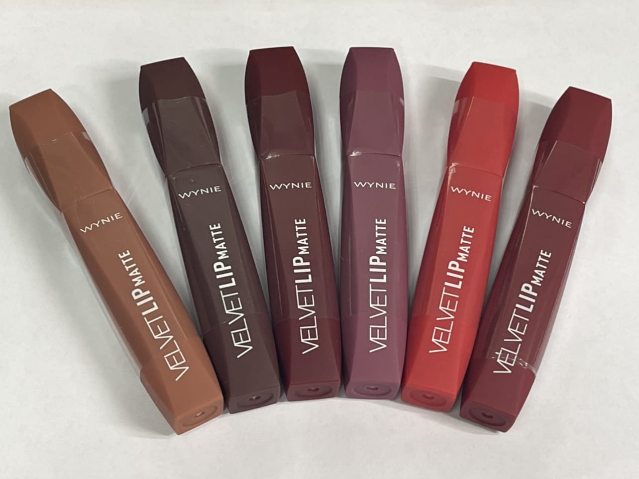 ( Pack Of 6 ) Wynie Velvet Lip Matte Lipgloss